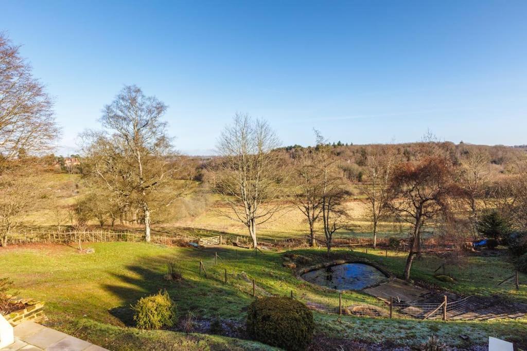 Modern Country Villa, Stunning Gardens And View Royal Tunbridge Wells Exteriör bild